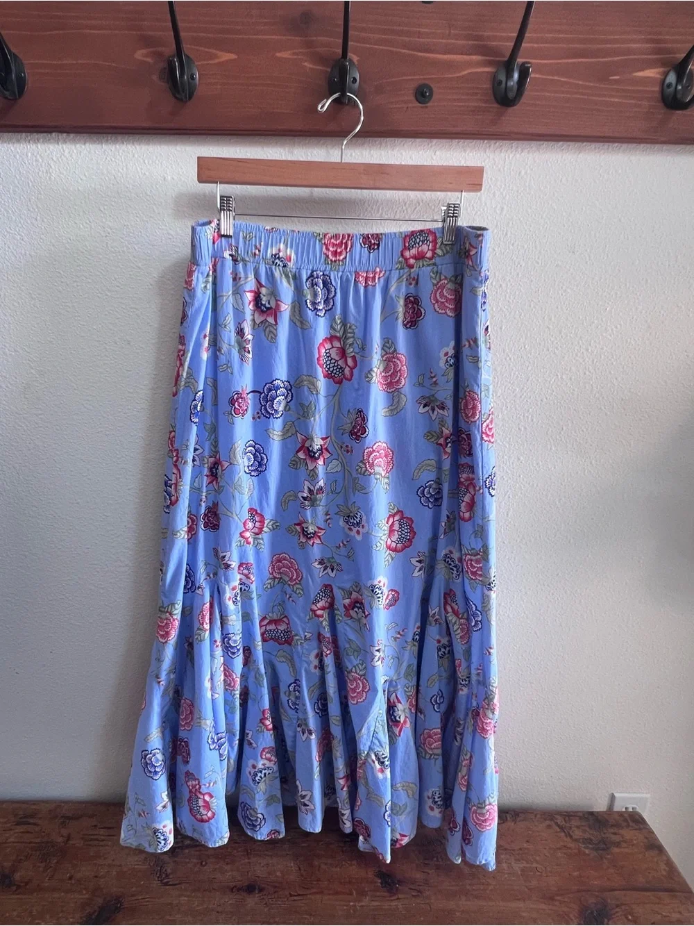 LOFT Blue Floral Maxi Skirt - Picture 5 of 9